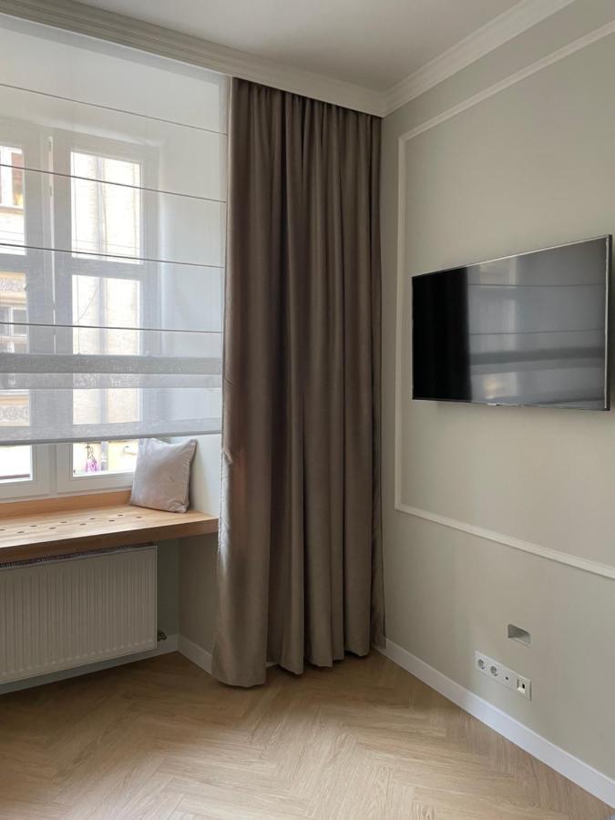 Mey Appartment On Rynok Square Lviv Eksteriør bilde